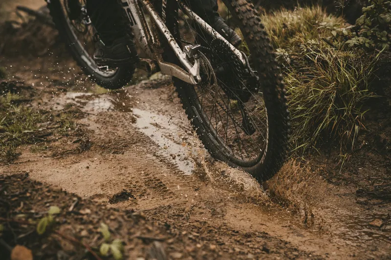 Goodyear Newton Enduro MTR Mountain Bike Tubeless Complete - Rear Tyre-4